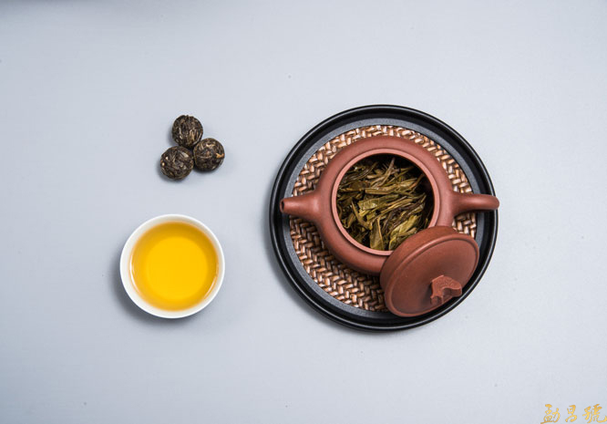 勐昌号龙珠茶，一种对普洱茶的极致追求。