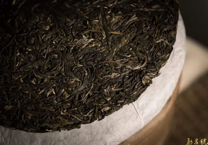 一款普洱茶的市场价格是由什么决定的？