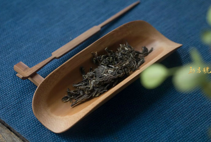 8个步骤教你如何用紫砂壶泡好普洱茶。