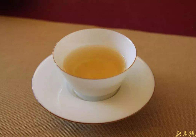 有些普洱茶老茶“很淡”，为什么还那么贵？